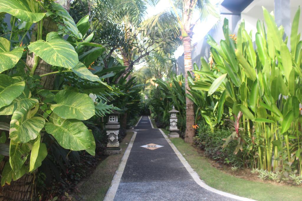 Palm Garden Bali Hotel Nusa Dua  Exterior foto